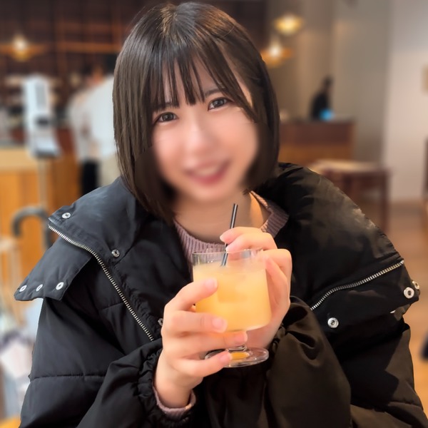 Appearance -chan a new graduate working hard at a mobile phone shop seduced her simple and ordinary girlfriend and inseminated her in large quantities twice