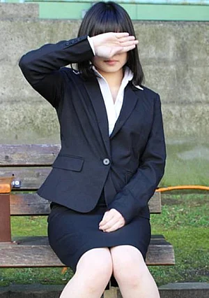 HEYZO-3965 真面目なパイパン娘 お堅い仕事の愛ちゃんはパイパンマンコを濡らしまくり・・ 																				- 小林愛