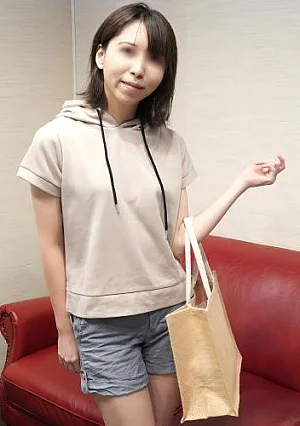 FC2-FPV-4996901 【修正有ｘ個人撮影】  在宅イラストレーターの人妻の松田さん、エロ漫画の依頼が入ったのでインスピレーションを得たいから自らエロ動画に出演しに来た美人若妻さん！