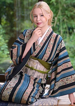 Caribbeancom 102126-001 金髪ロシア美女は淫乱女将だった！