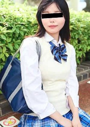 10Musume 102126_01 制服娘を電車でイタズラ 瀬戸かなこ